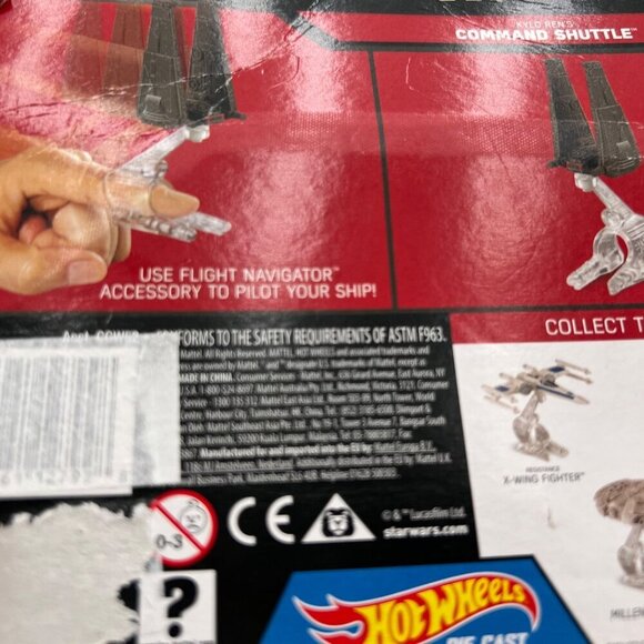 Hot Wheels Star Wars Starship Episode 7 Lead Villain Vehicle New in package - Picture 7 of 9